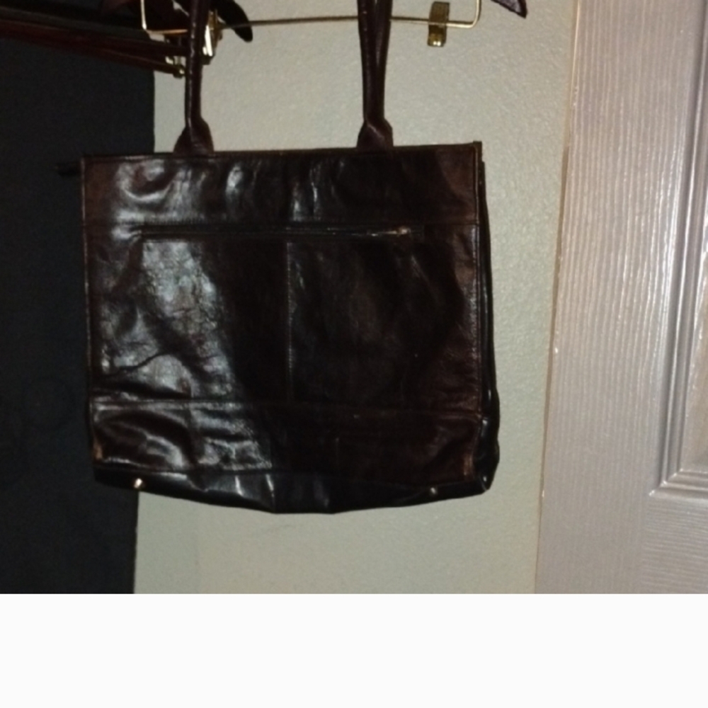 Buxton Brown Leather Tote Bag Spacious Everyday Design